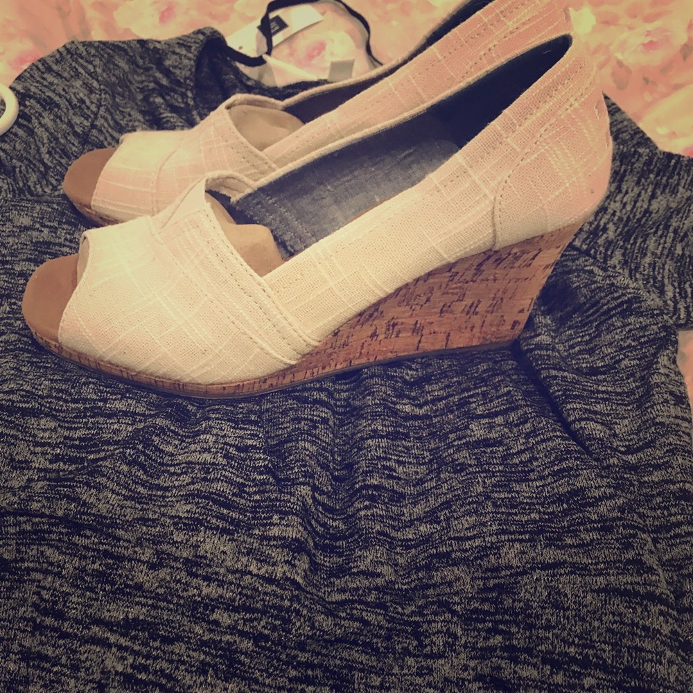 Toms wedges 9m